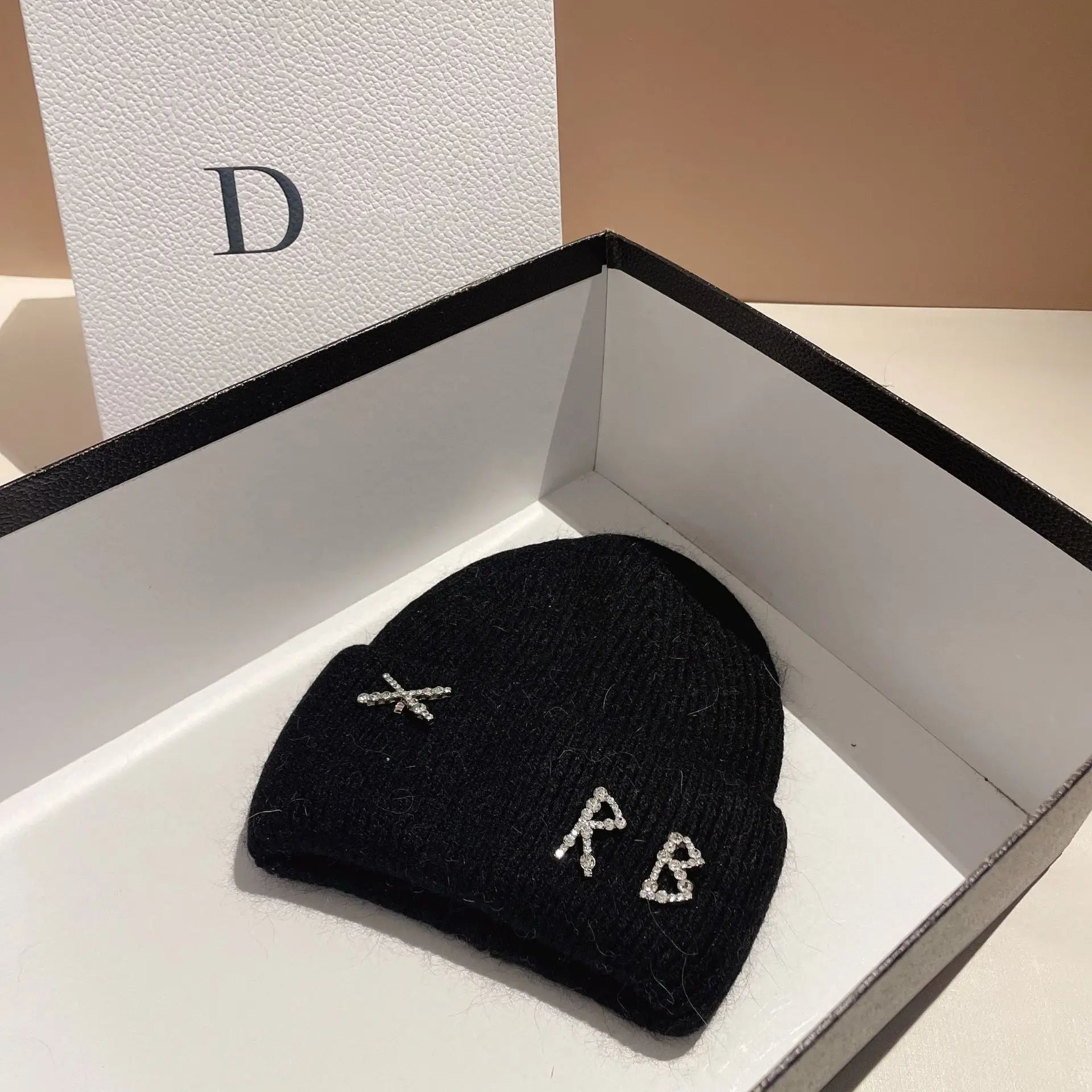 1PC Real Rabbit Fur Diamonds Letter Beanies Hats For Women Winter Warm Knitted Hat Famous Brand Lady Casual Bonnet Skiing Cap