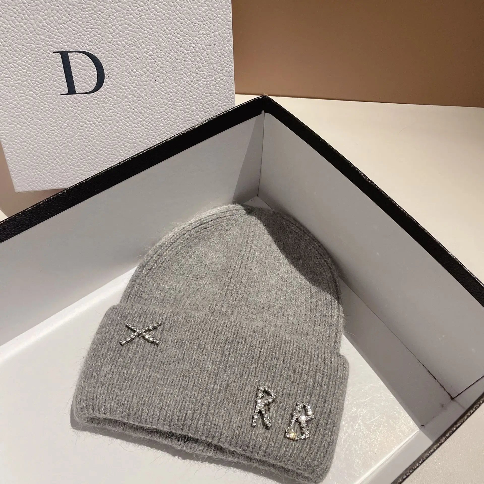 1PC Real Rabbit Fur Diamonds Letter Beanies Hats For Women Winter Warm Knitted Hat Famous Brand Lady Casual Bonnet Skiing Cap