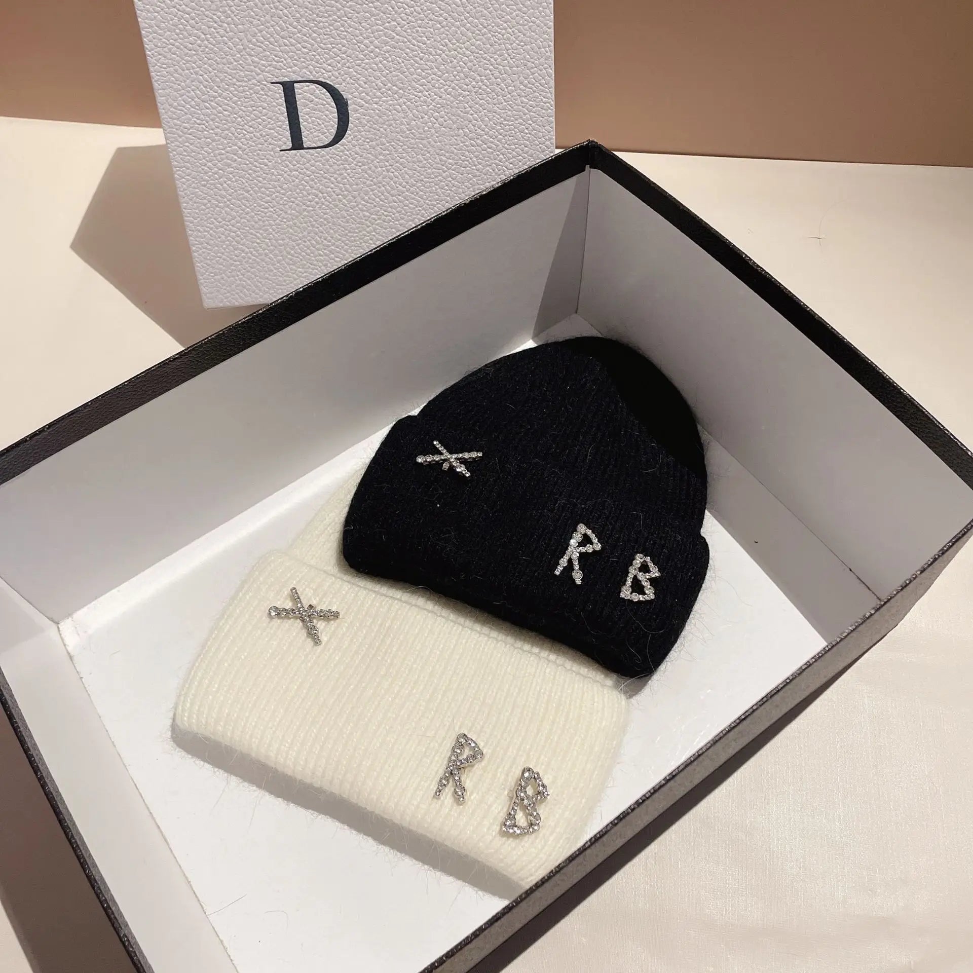 1PC Real Rabbit Fur Diamonds Letter Beanies Hats For Women Winter Warm Knitted Hat Famous Brand Lady Casual Bonnet Skiing Cap